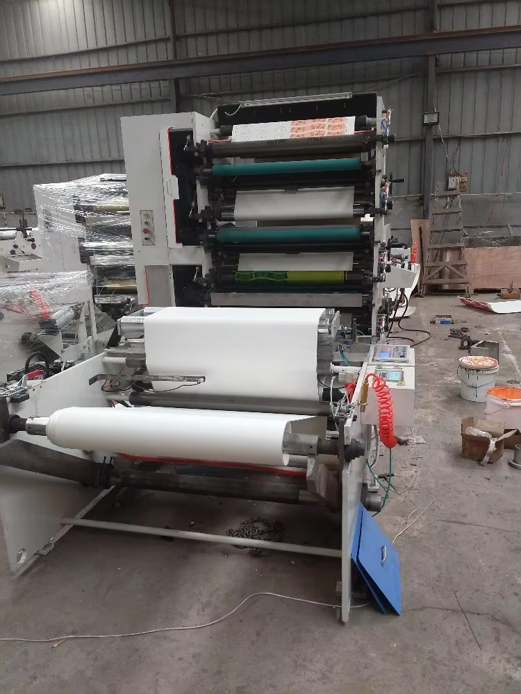 フレキソプラスチックフィルムバッグ印刷機、ギフトボックス、紙 - Printer Paper のレビューと価格